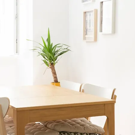 Modern Cozy In * Lisbona