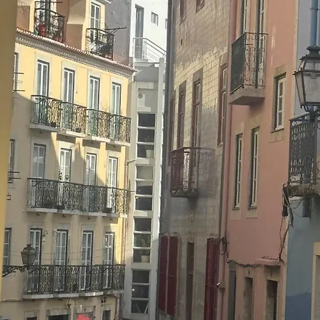 شقة Modern Cozy In *