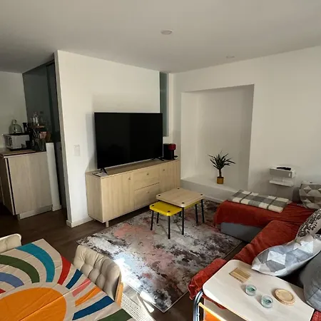 Modern Cozy In Lisbon