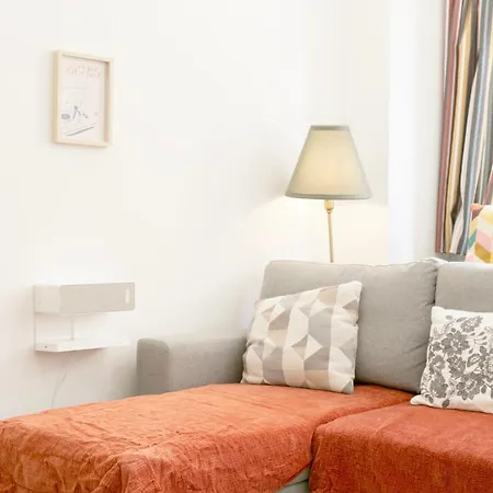 Modern Cozy In Apartment